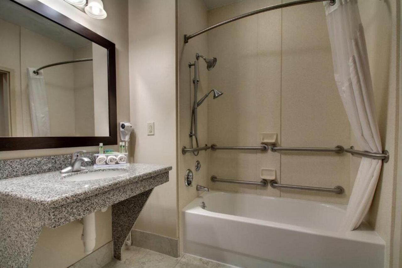Holiday Inn Express Winona By Ihg Ngoại thất bức ảnh